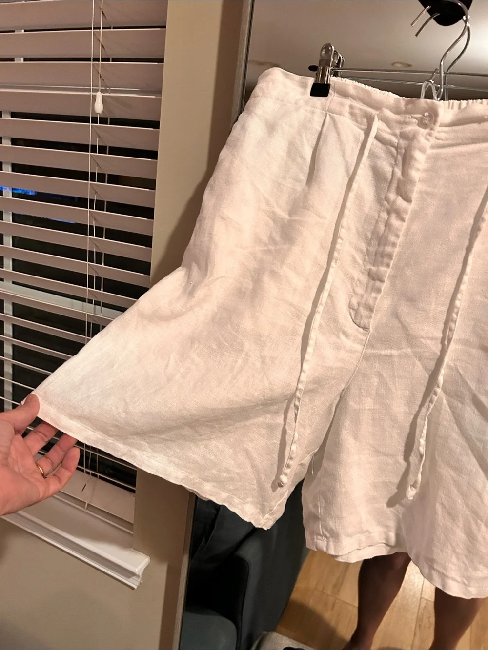 Willi Smith White 100% Linen Drawstring Shorts